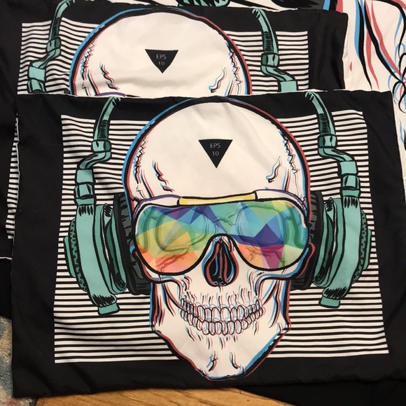 EPS 10 duvet and 2 pillow shams - Picture 2 of 4